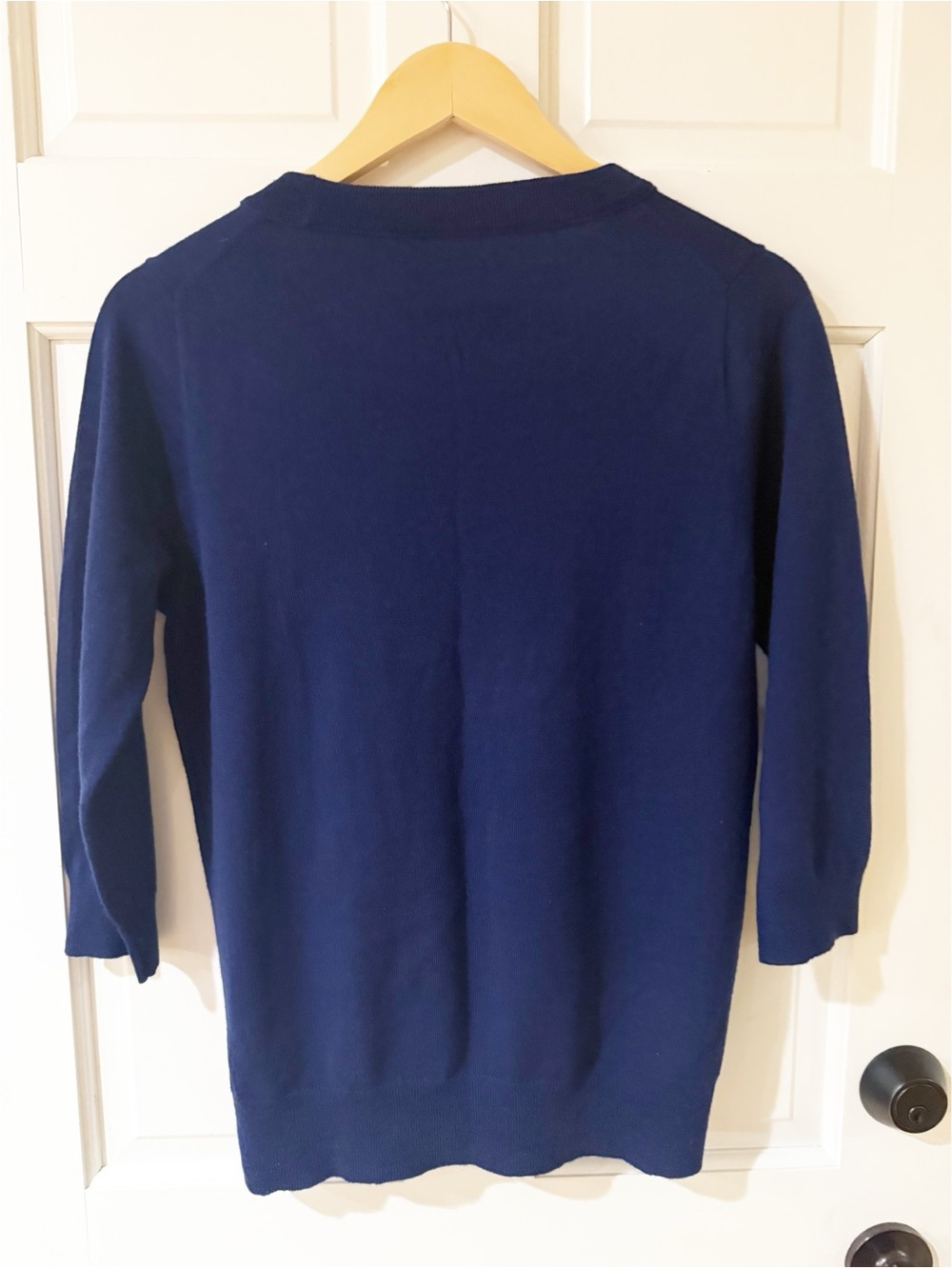 J.Crew Navy Blue 100% Merino Wool Crewneck Sweater – Size M - Picture 5 of 6